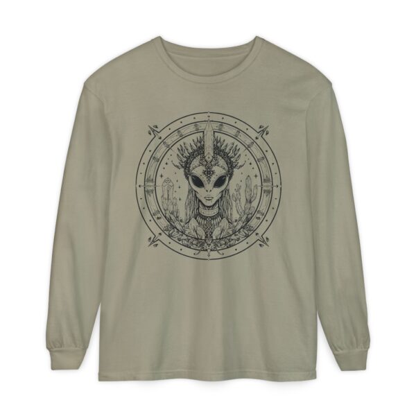 Alien Queen Mandala Long Sleeve Tee